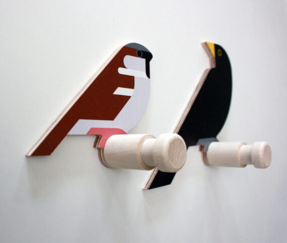 sparrow blackbird wooden wallhooks hinghang